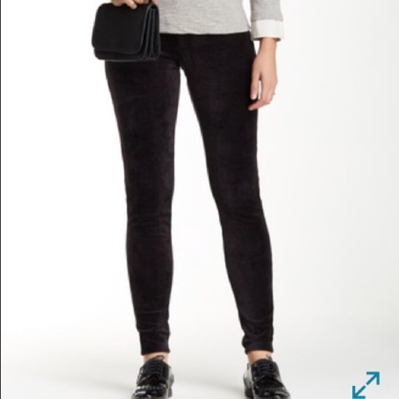 HUE Pants - NWT Hue Corduroy Jeans Leggings Black Size XS